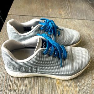 No Bull Trainers size 8 Grey